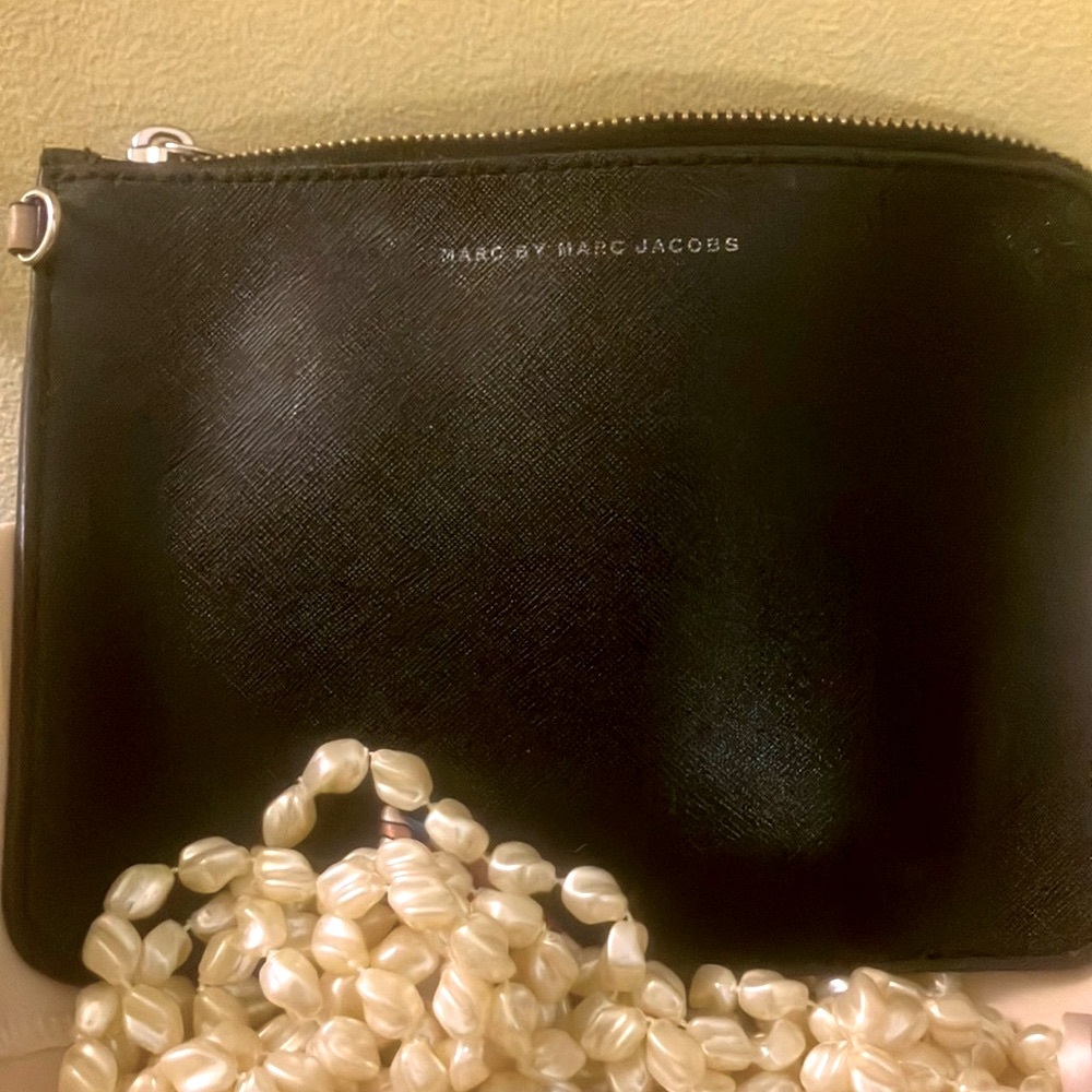 Marc Jacob’s clutch/wallet (bundle w/ Marc Jacob’s purse for higher % off)